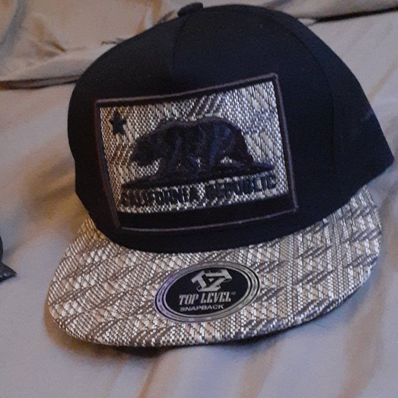 Ball caps - Picture 7 of 11